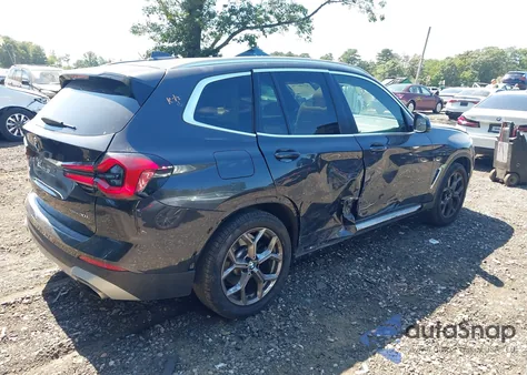 2022 BMW X3 xDrive30I z USA, uszkodzony, nr VIN 5UX53DP08N9M95947